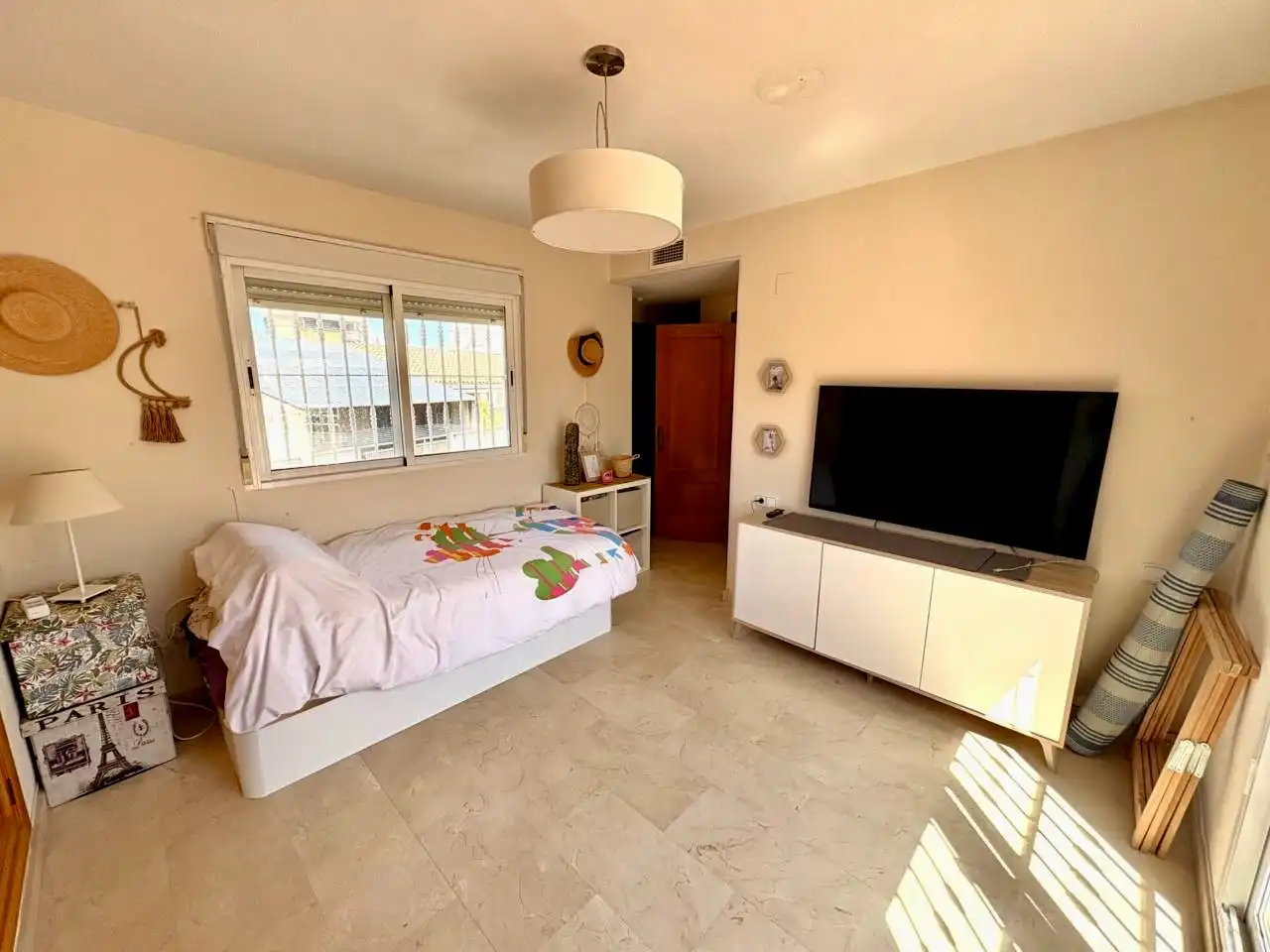 Habitación de Casa adosada en venta en Alicante / Alacant con Aire acondicionado, Jardín privado y Terraza