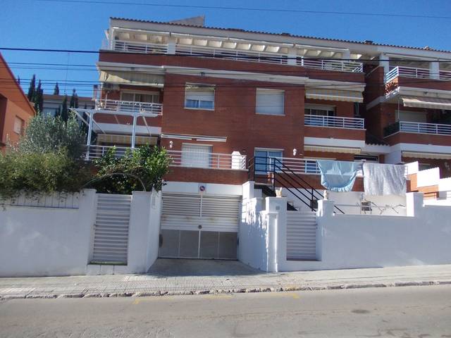 Garaje en Alquiler en Avinguda Espanya, 97 en Segur de Calafell