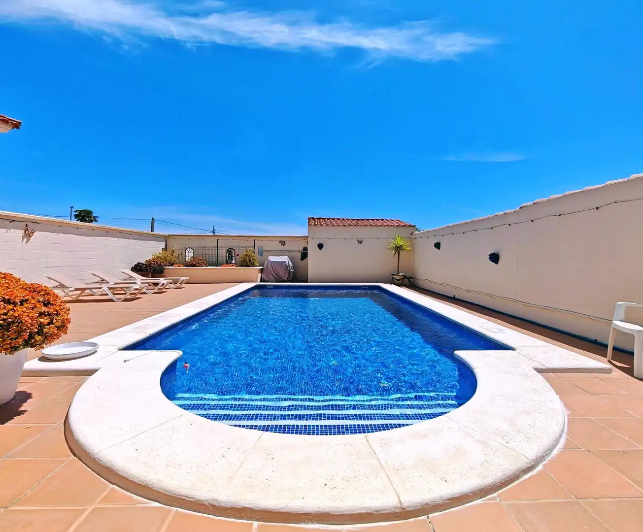 Piscina de Casa o chalet en venta en Las Lagunas - Campano
