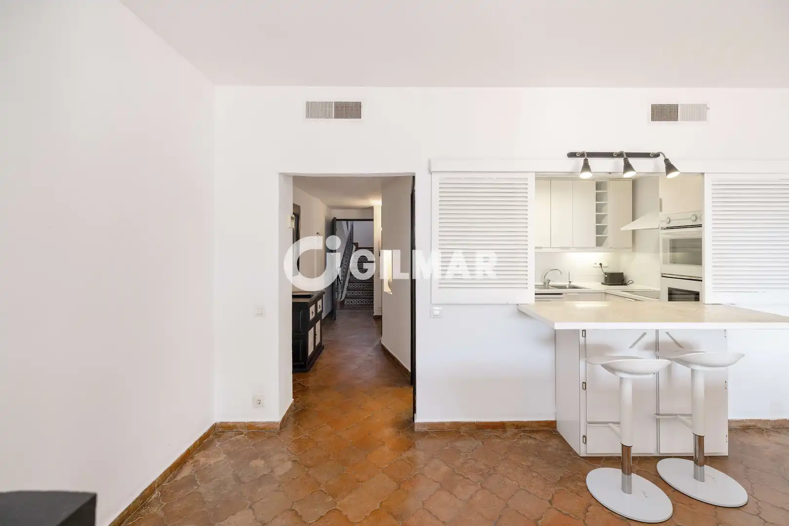 Flat with terrace for sale in Nueva Andalucía, imagen 17