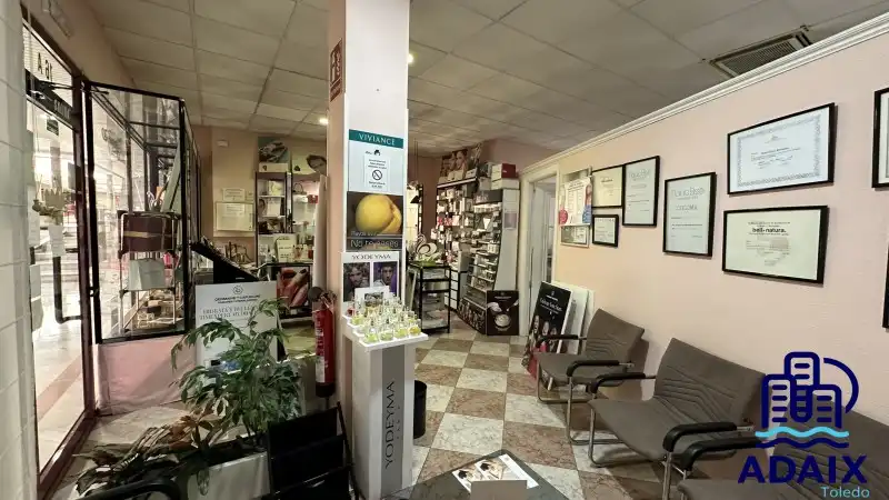 Local en venta en Toledo con Aire acondicionado