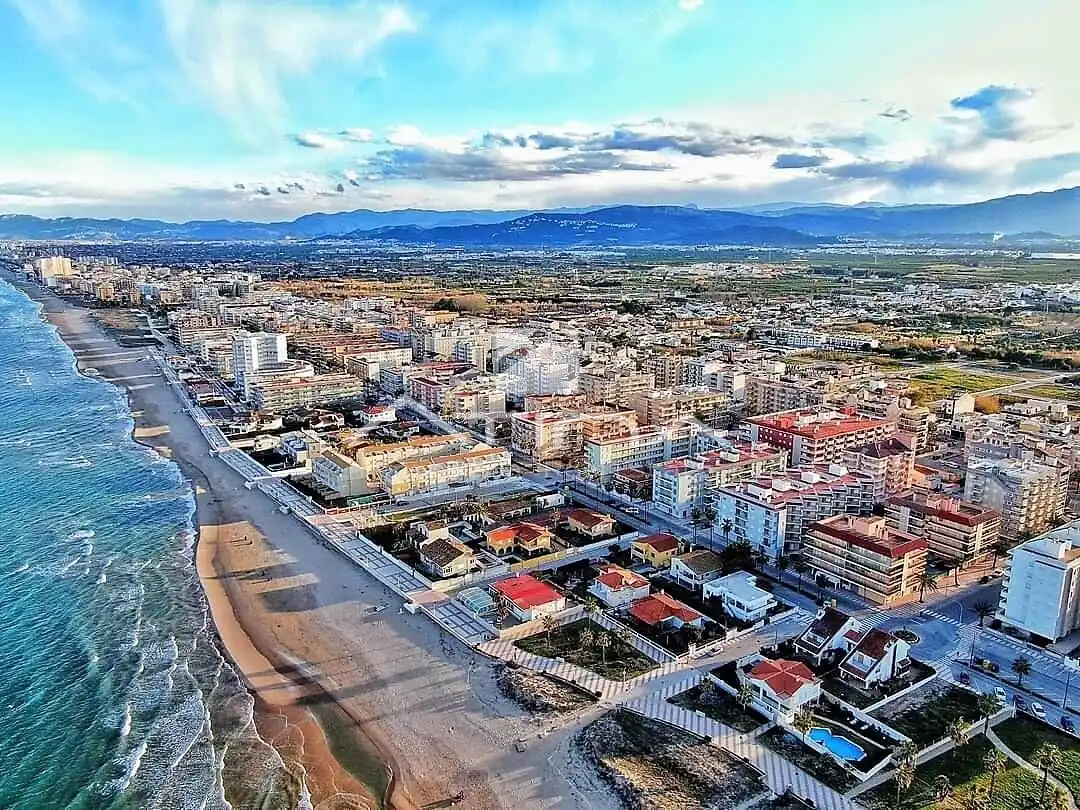 Planta baixa en venda a Daimús