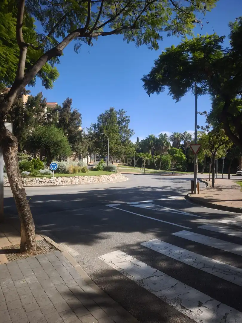 Vista exterior de Pis en venda en Benalmádena amb Forn i Rentadora