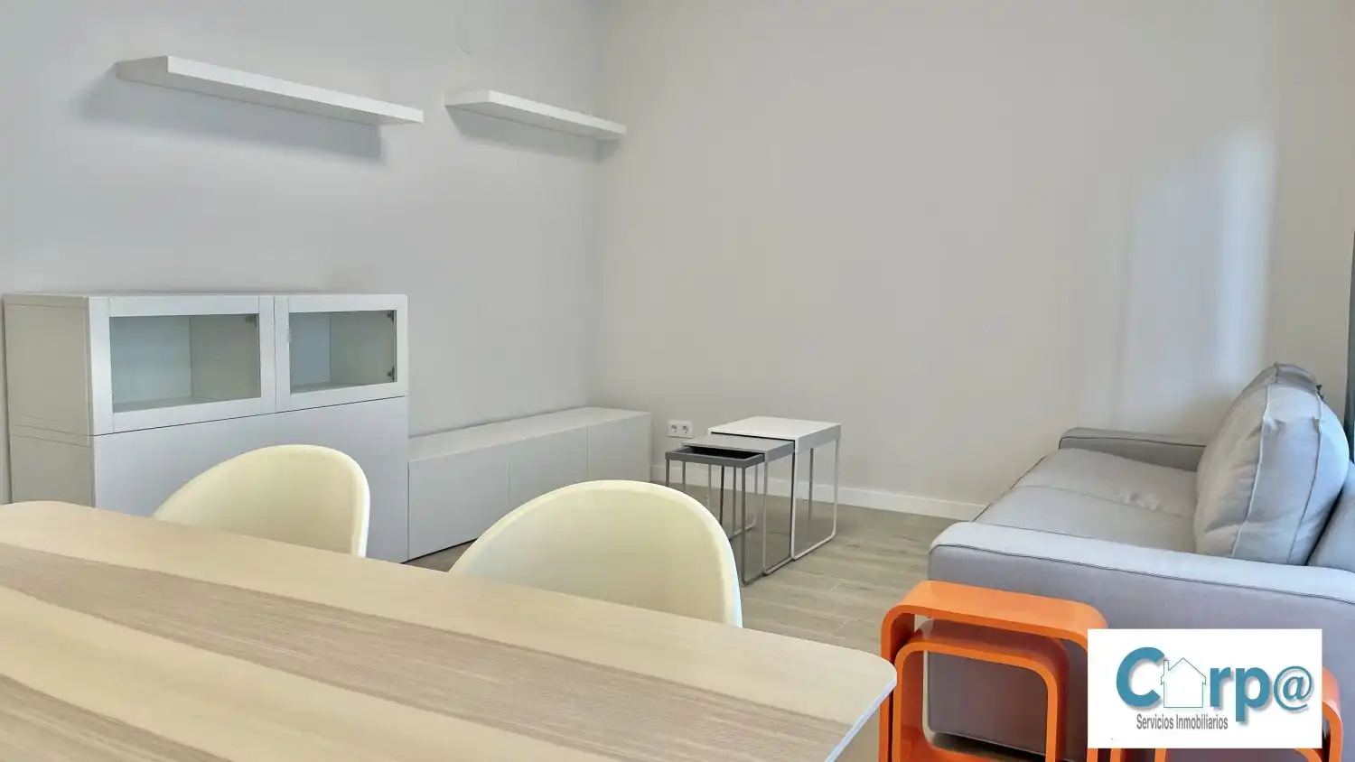Wohnzimmer von Wohnung zur Miete in  Pamplona / Iruña mit Heizung, Terrasse und Abstellraum