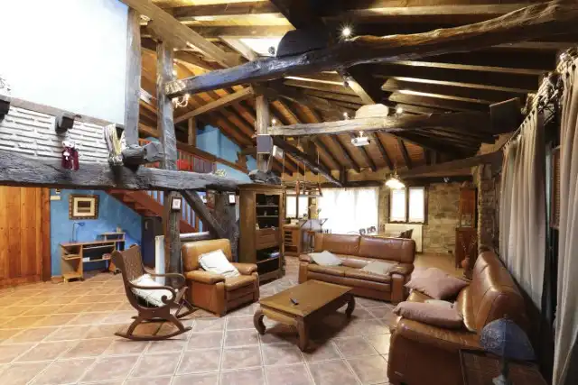 Sala de estar de Finca rústica en venta en Elgoibar con Calefacción, Jardín privado y Terraza