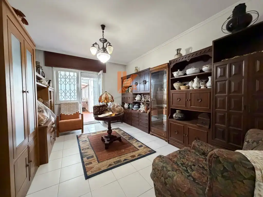 Sala d'estar de Pis en venda en Noia, A Coruña