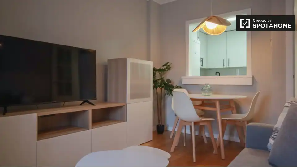 Sala de estar de Piso de alquiler en Madrid con Aire acondicionado, Calefacción y Amueblado