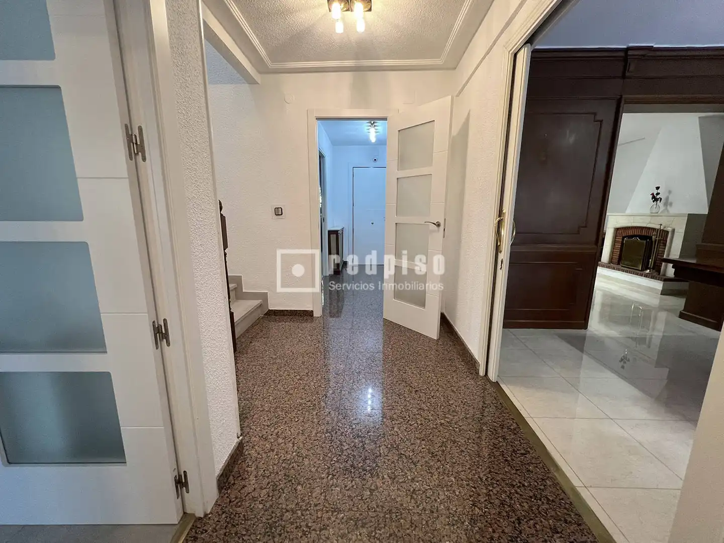 Haus oder Chalet zur Miete in Madrid mit Heizung, Privatgarten und Terrasse