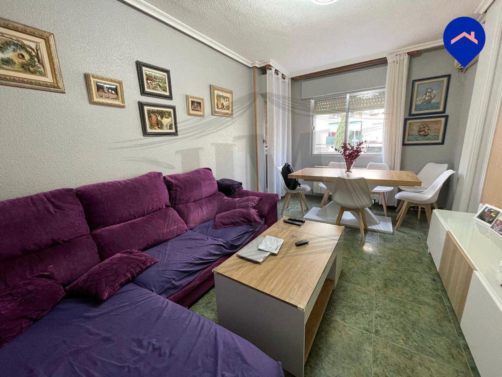 Sala d'estar de Pis en venda en Parla amb Aire condicionat, Calefacció i Terrassa