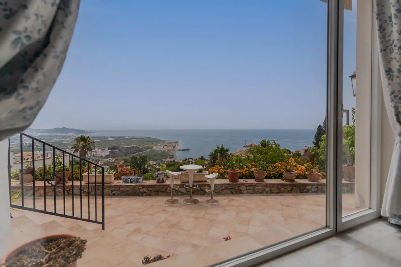 Terrassa de Casa o xalet en venda en Salobreña amb Aire condicionat, Calefacció i Jardí privat