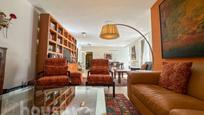 Living room of Flat for sale in  Madrid Capital  with Air Conditioner and Heating