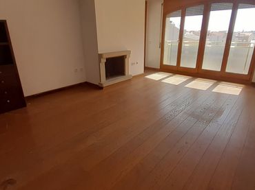 Pis amb ascensor en venda a Ponent