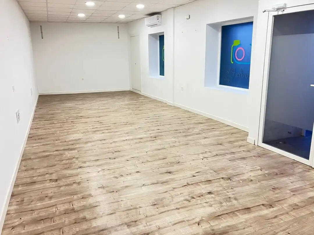 Commercial properties for sale in Esquivias  with Air Conditioner