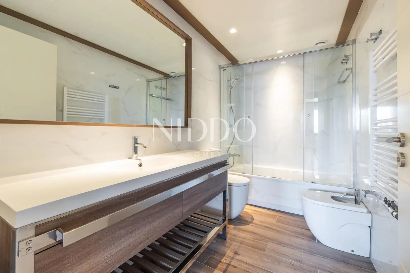 Bathroom of Detached homes for rent in Sabadell  with Air Conditioner, Heating and Private garden