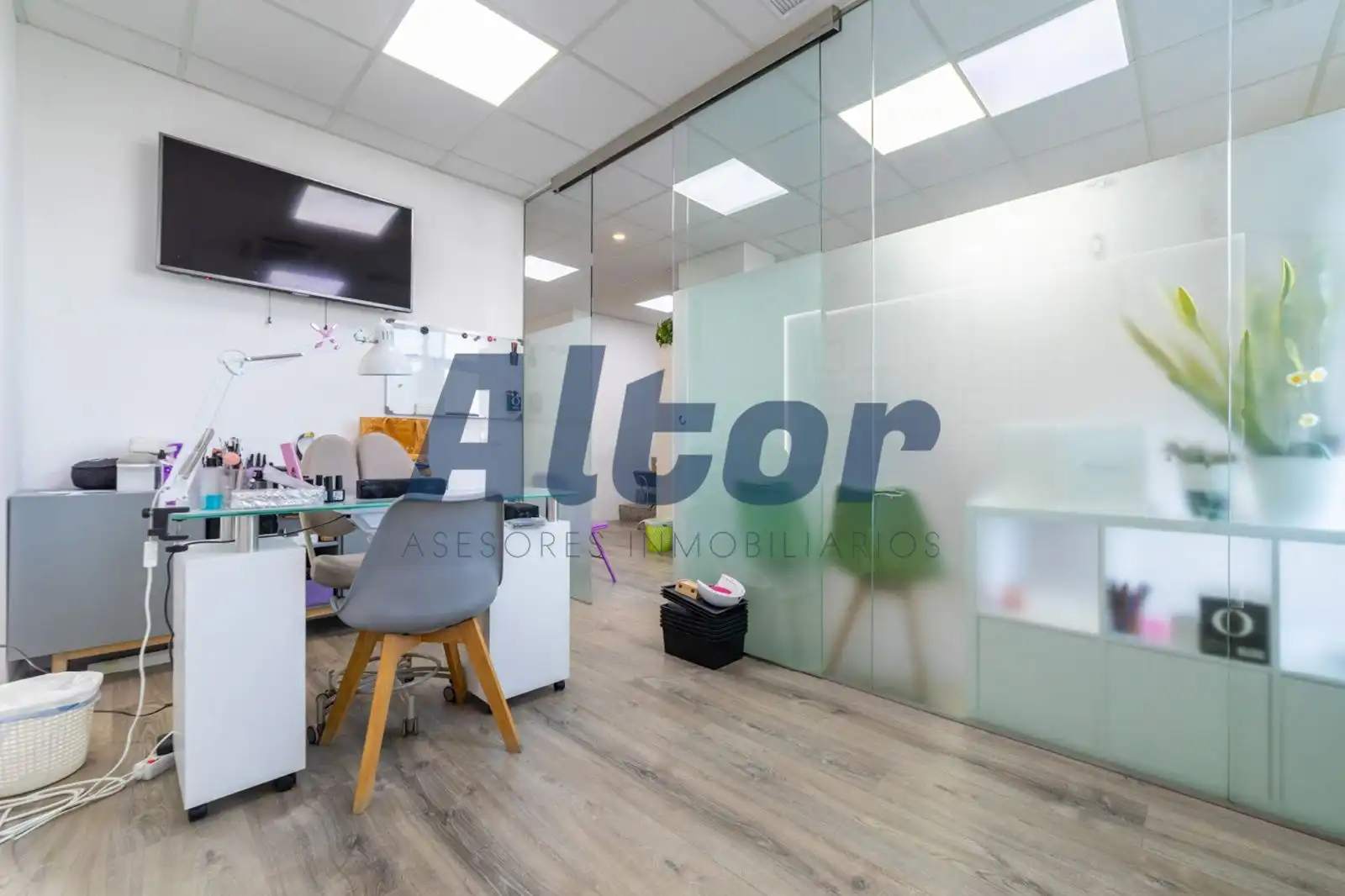 Local en venta en Getafe con Aire acondicionado, Amueblado y Internet