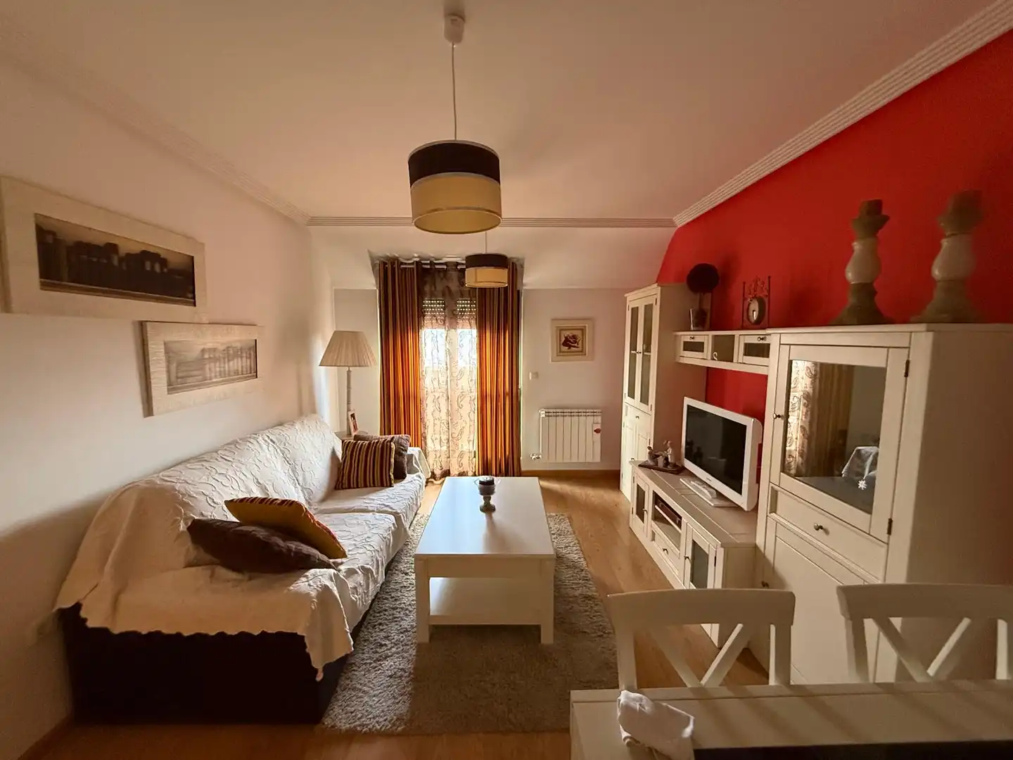 Sala de estar de Piso en venta en Benavente con Calefacción, Parquet y Terraza