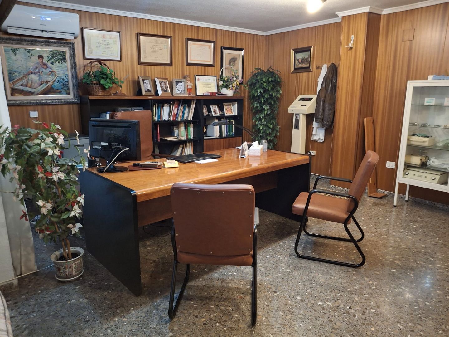 Büro miete in Silla mit Klimaanlage und Möbliert