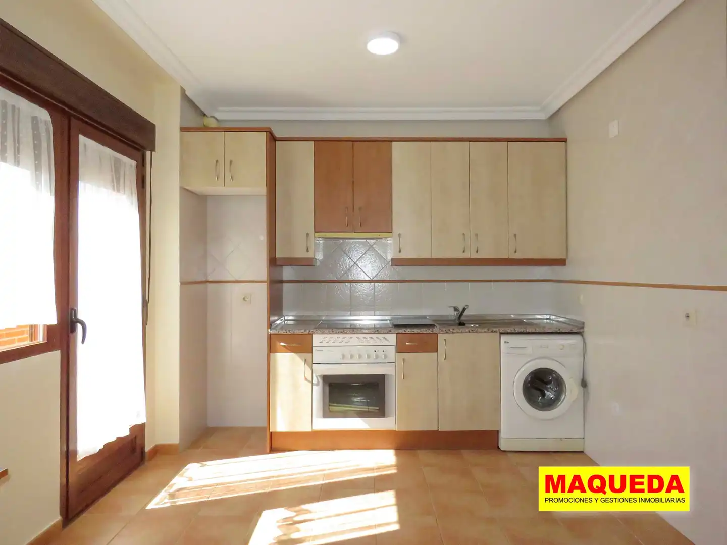 Kitchen of Apartments for rent in Casarrubios del Monte  with Air Conditioner, Heating and Terrace