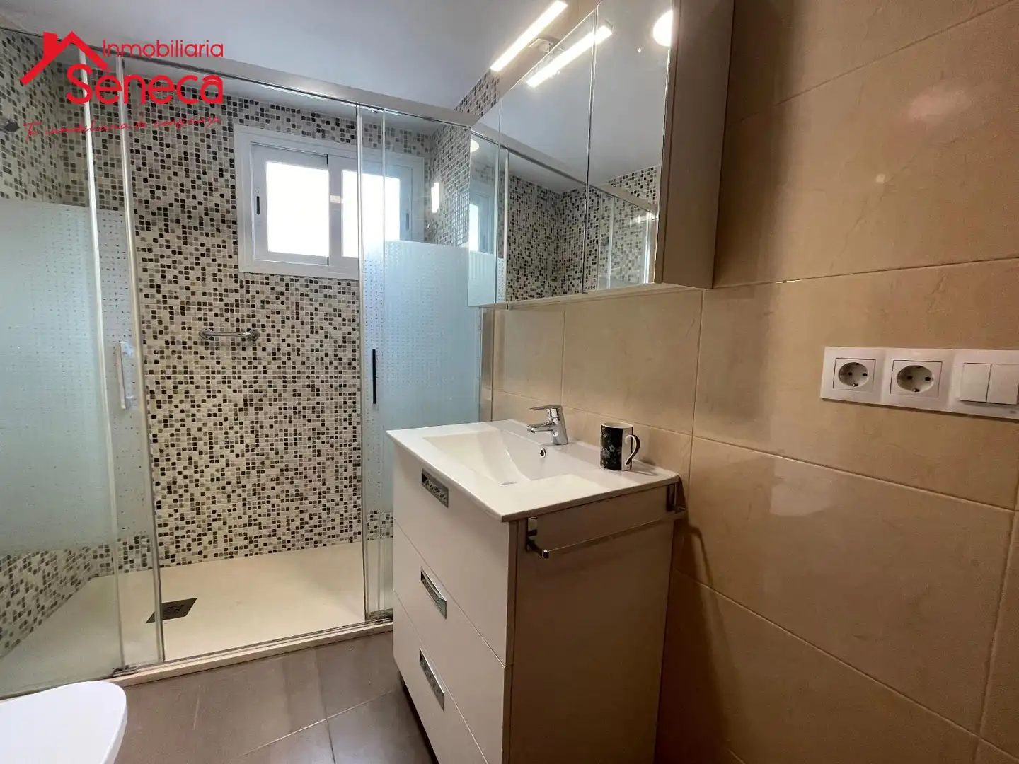 Baño de Piso en venta en Córdoba con Aire acondicionado, Terraza y Trastero