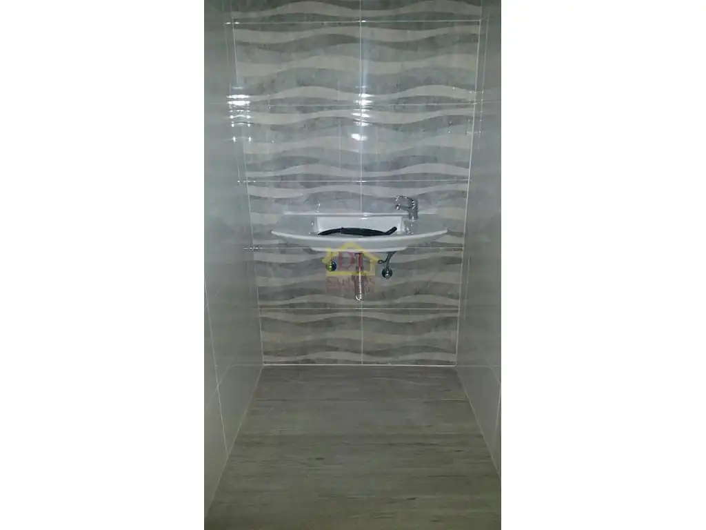 Baño de Local en venta en Salamanca