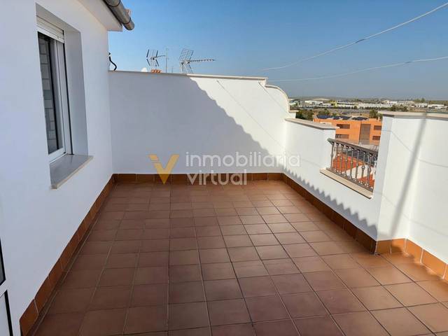 Casa-chalet en Venta en Calle Almería en El Valle