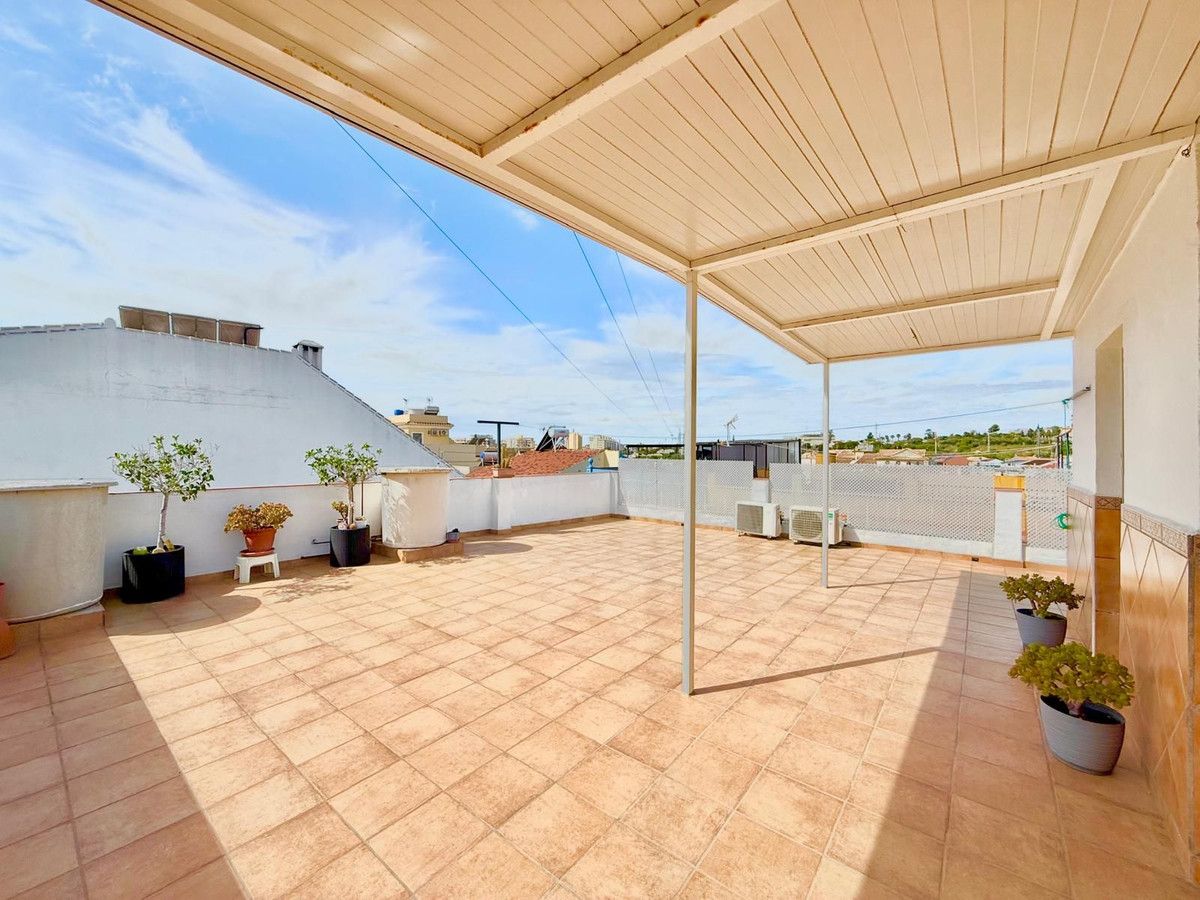 Terrace of Single-family semi-detached for sale in Fuengirola  with Air Conditioner, Heating and Terrace