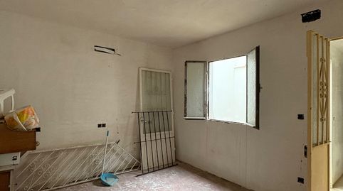 Foto 5 de Casa adosada en venta en Carmona, Sevilla