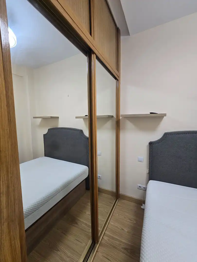 Habitación de Apartamento en venta en Madrid con Calefacción y Amueblado