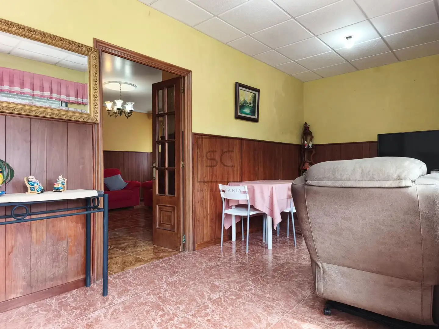 Menjador de Casa o xalet en venda en Neda amb Calefacció, Jardí privat i Traster