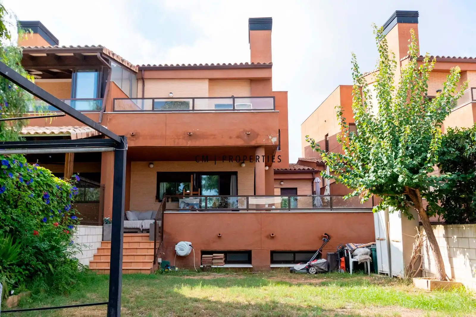 Vista exterior de Casa adosada de alquiler en Bétera con Aire acondicionado, Calefacción y Parquet