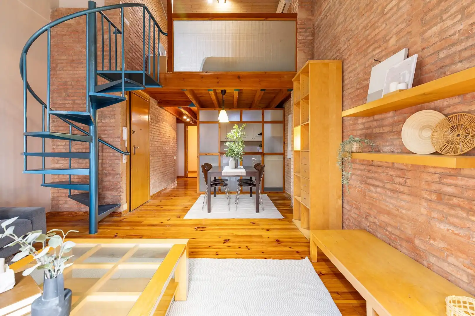Maisonette zum Verkauf in Valencia mit Klimaanlage und Balkon