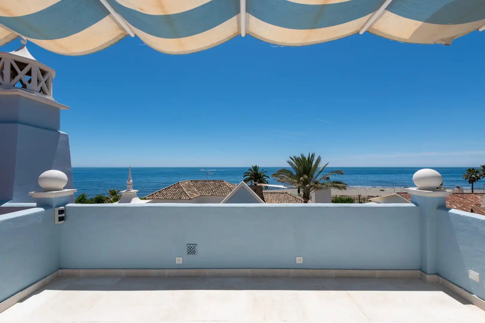 Terraza de Casa o chalet en venta en Marbella con Aire acondicionado, Calefacción y Jardín privado
