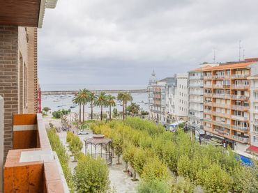 Appartamento con balcone in vendita a Calle República Argentina