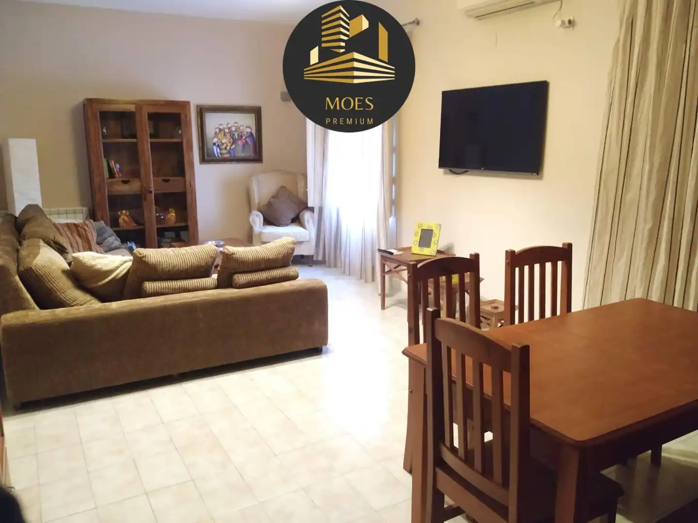 Living room of Houses for sale in Villacarrillo  with Air Conditioner, Private garden and Storage room