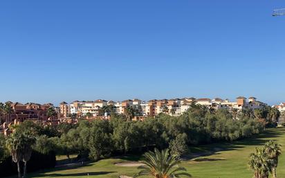 Vista exterior de Àtic en venda en Motril amb Aire condicionat, Parquet i Terrassa