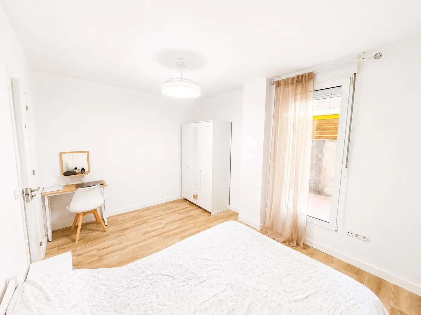 Habitación de Planta baja en venta en Almería