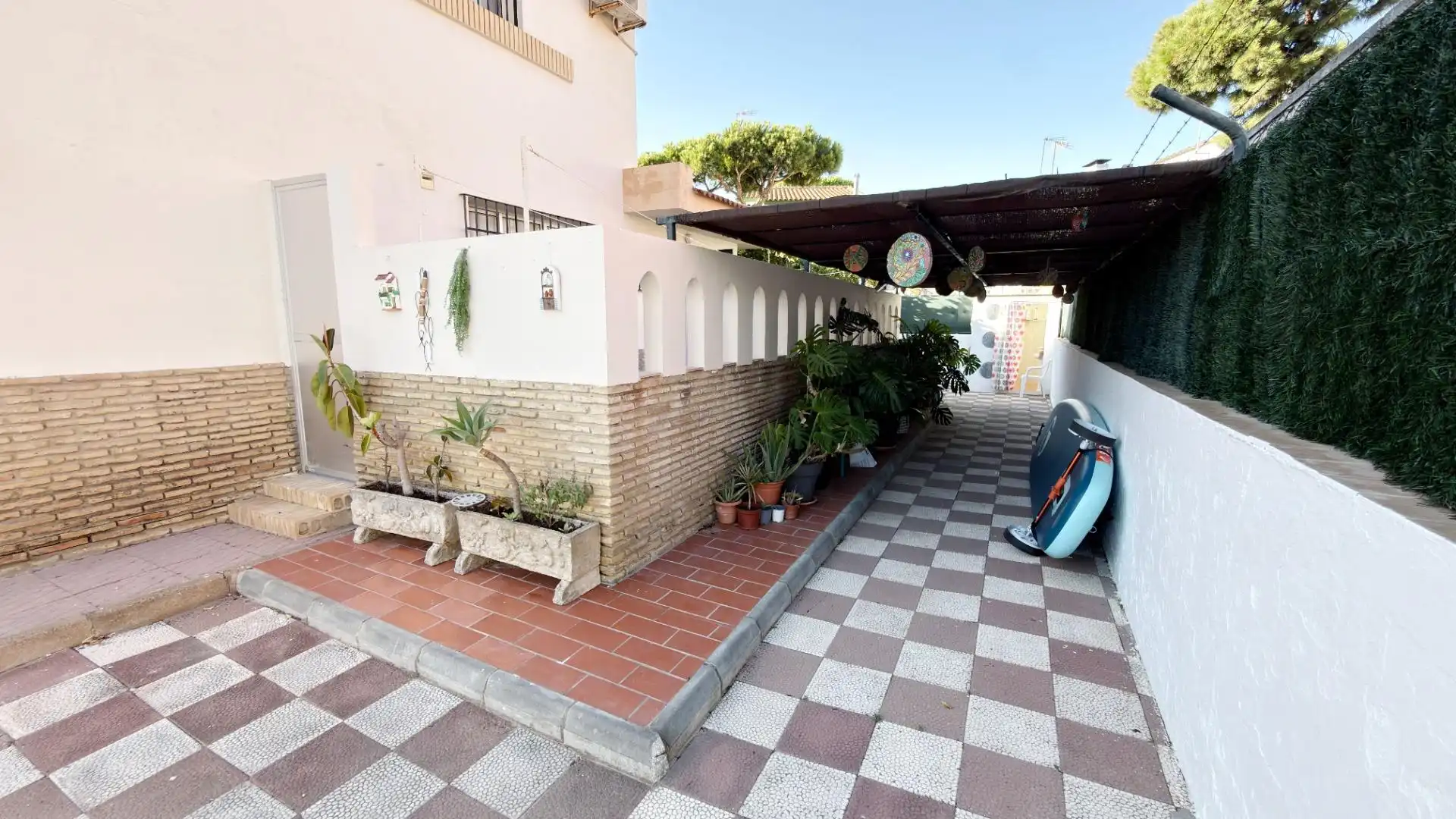 Exterior view of Houses for sale in Islantilla  with Air Conditioner, Private garden and Terrace
