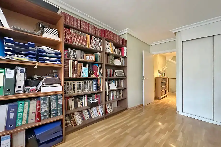Dúplex en venta en Torrelodones con Calefacción, Parquet y Horno