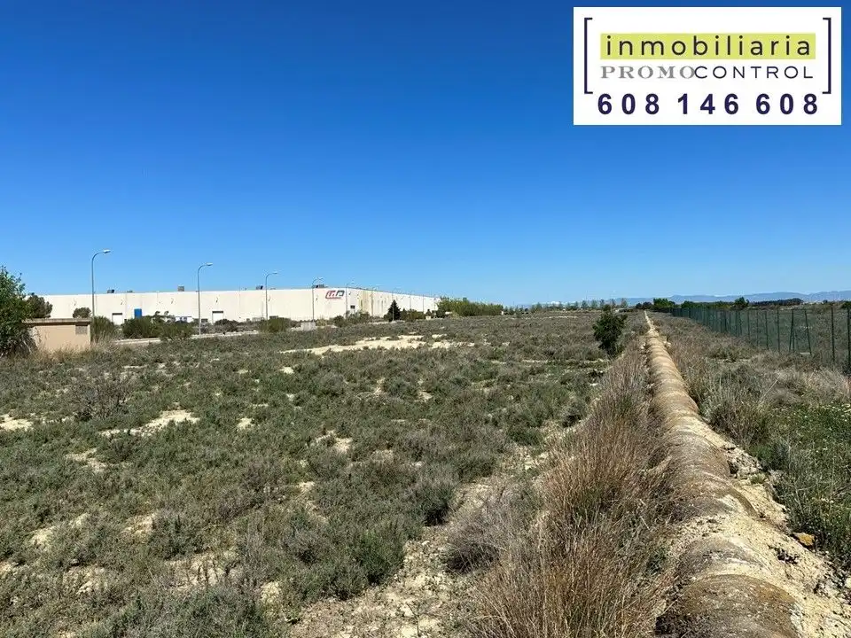 Terreny industrial en venda en Zuera