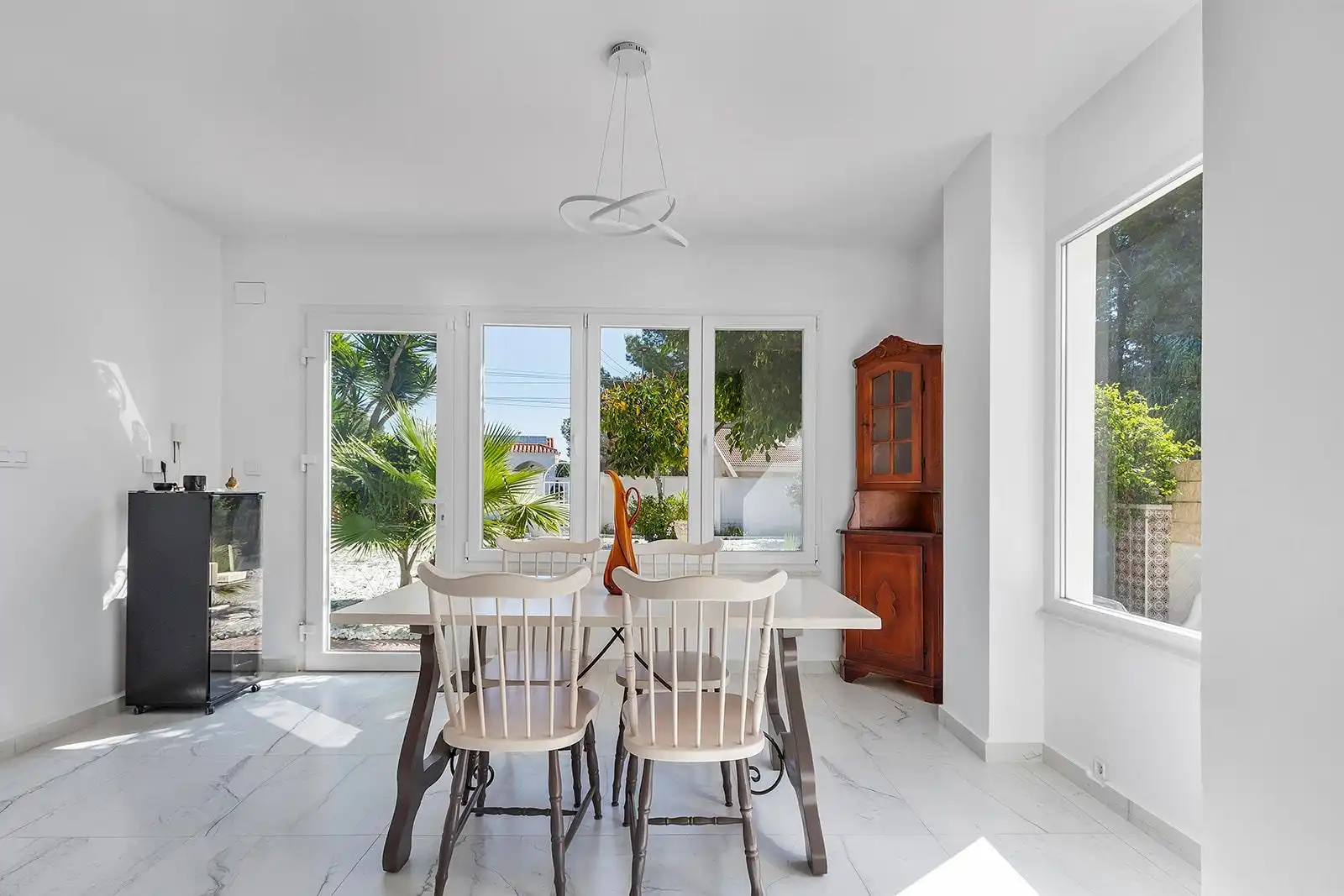 Villa avec piscine à vendre à Calle del Abedul, imagen 3
