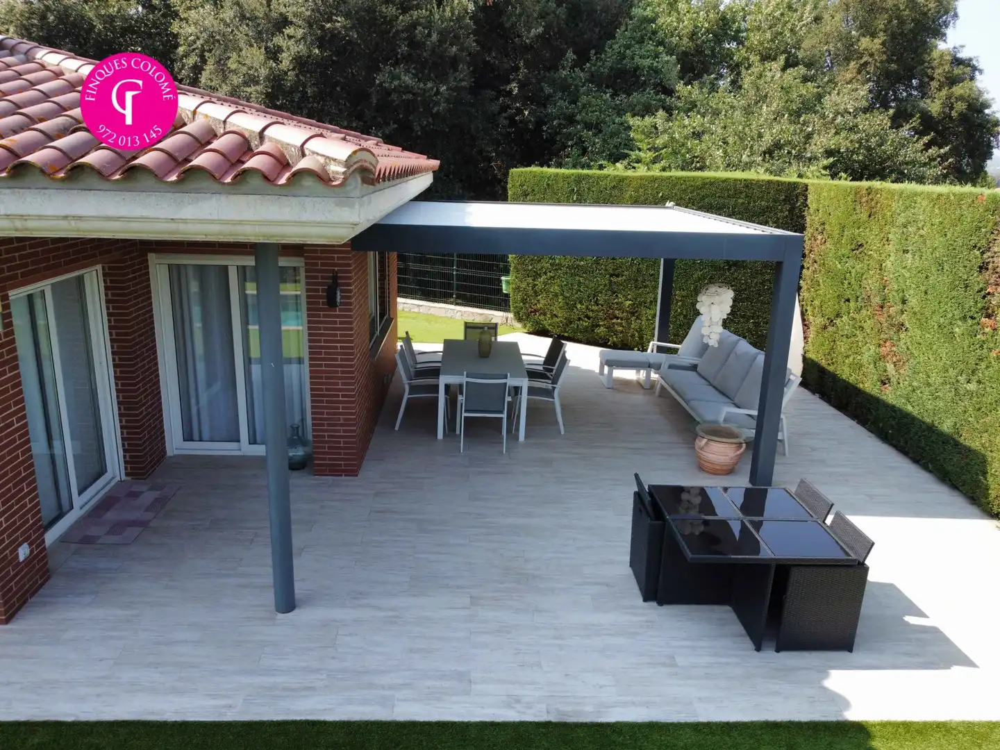 Terrace of Houses for sale in Quart  with Air Conditioner, Heating and Terrace