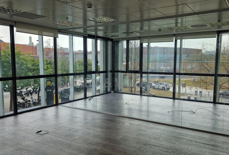 Foto 1 de Oficina de lloguer a Sant Josep, Barcelona