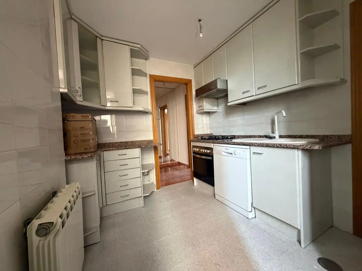 Küche von Wohnung zur Miete in Madrid mit Heizung, Privatgarten und Abstellraum