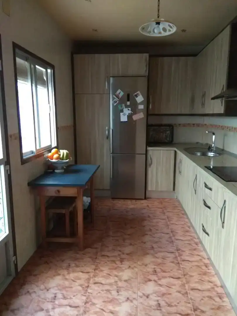 Cuina de Casa adosada en venda en Arjonilla amb Aire condicionat, Traster i Balcó