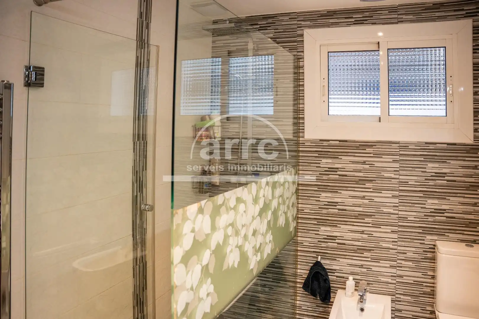 Baño de Piso en venta en Teià con Aire acondicionado, Terraza y Balcón