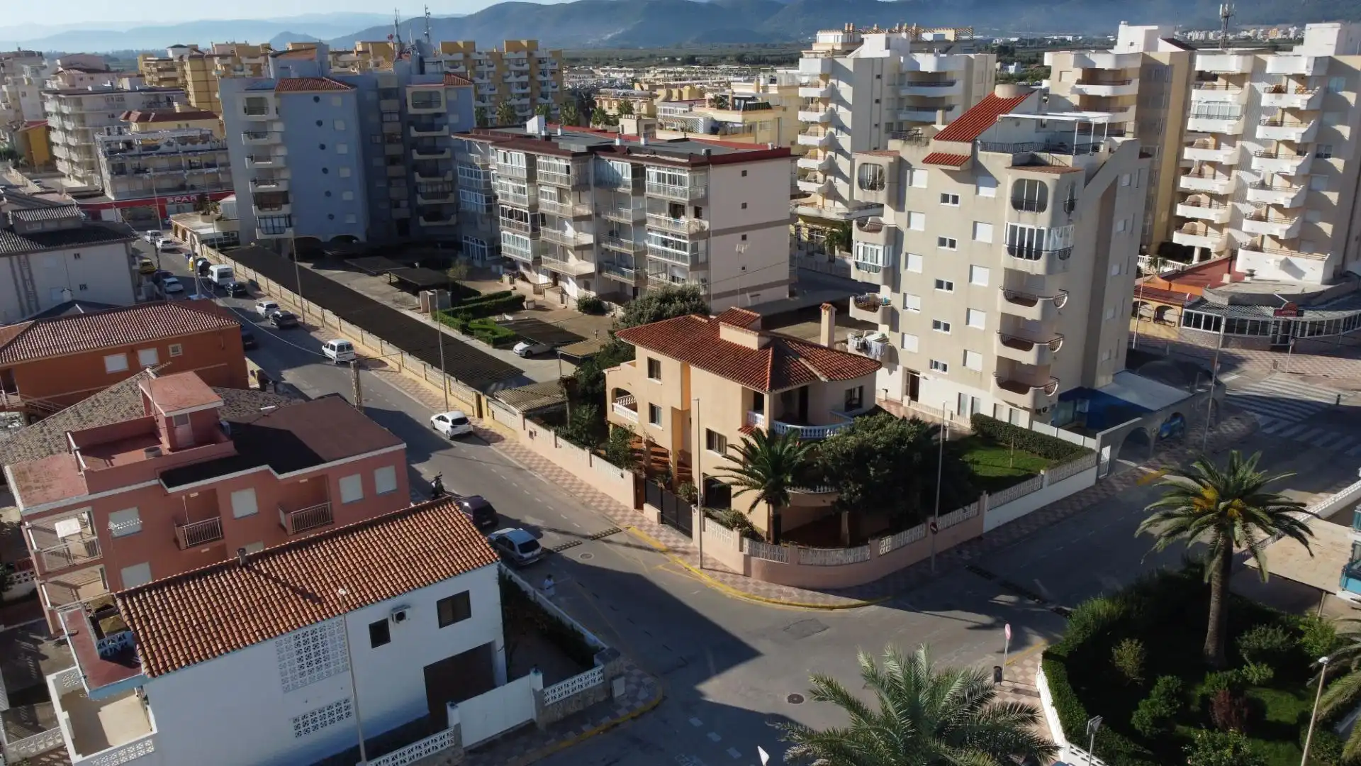 Vista exterior de Casa o chalet en venta en Xeraco con Calefacción, Jardín privado y Terraza