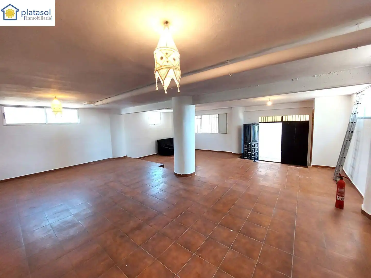 Chalet con piscina en venta en Calle ROMA, imagen 13