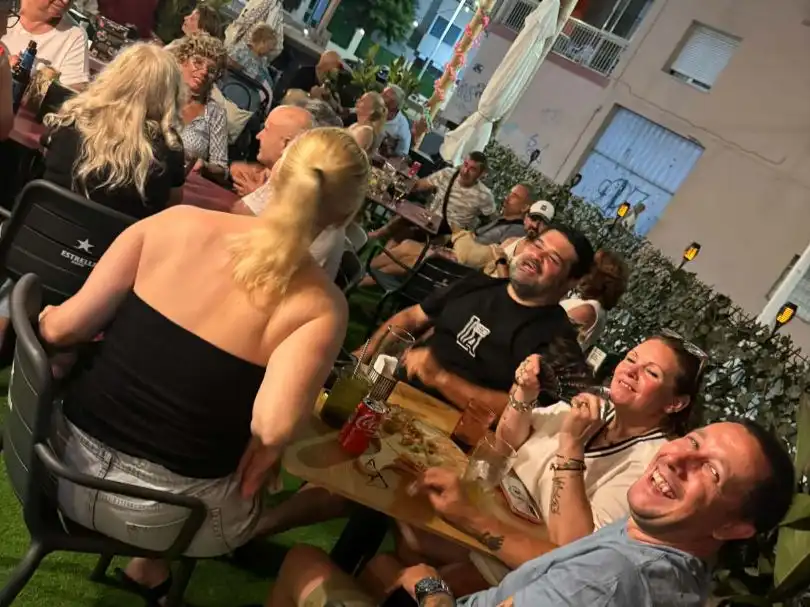 Geschaftsraum zum Verkauf in Finestrat mit Klimaanlage, Heizung und Terrasse
