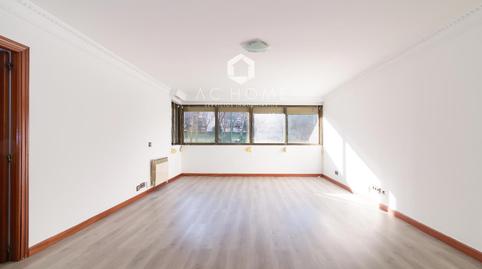 Foto 4 de Piso en venta en Peru, Valleaguado - La Cañada, Coslada