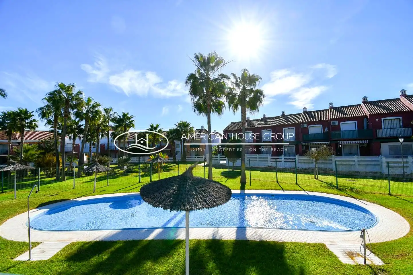 Exterior view of Apartments for sale in Chiclana de la Frontera  with Air Conditioner, Heating and Private garden